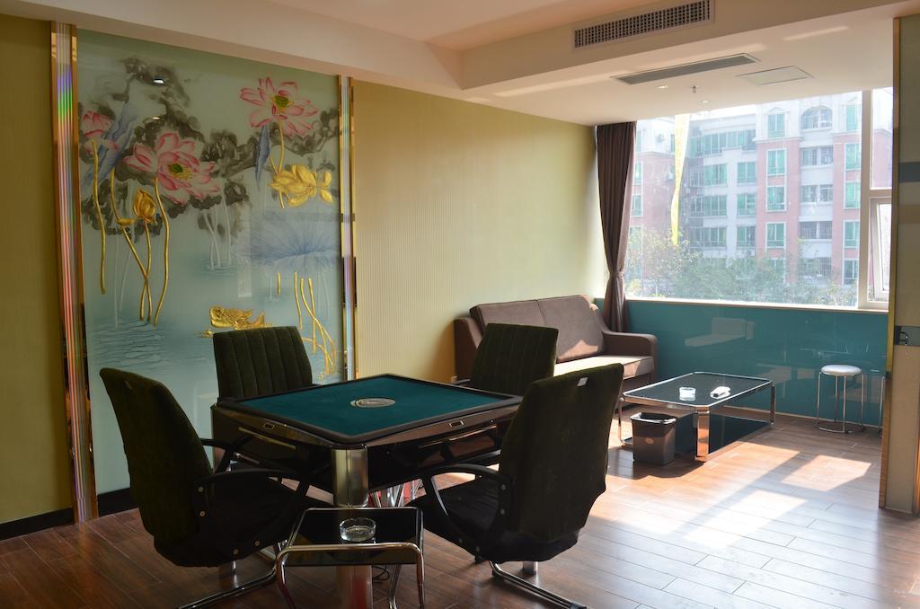 Zhuhai Platinum Holiday Hotel 外观 照片