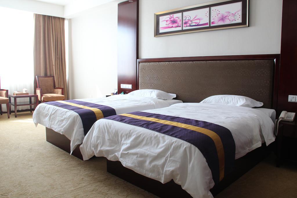 Zhuhai Platinum Holiday Hotel 客房 照片
