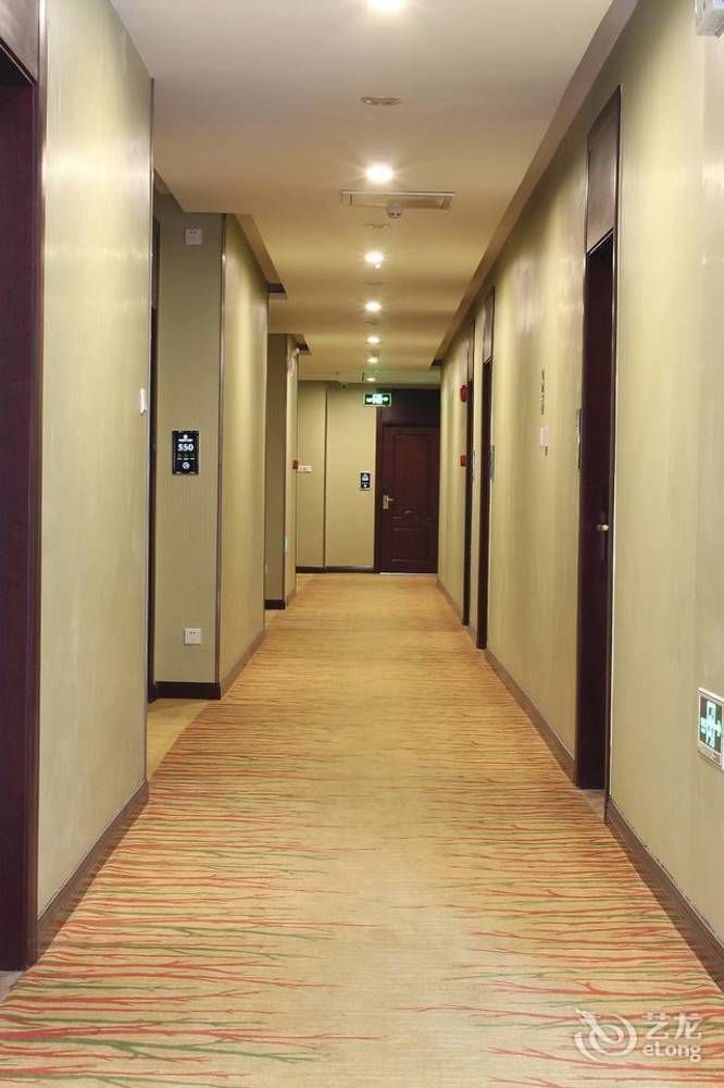 Zhuhai Platinum Holiday Hotel 外观 照片