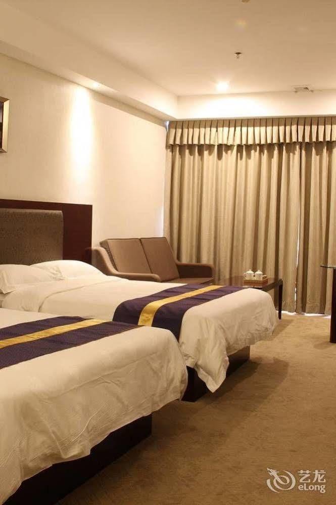 Zhuhai Platinum Holiday Hotel 外观 照片